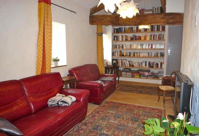 Bed and Breakfast La Ferme Pateli