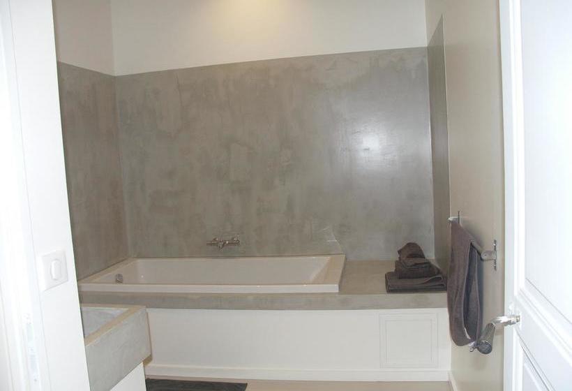 민박 La Grande Maison