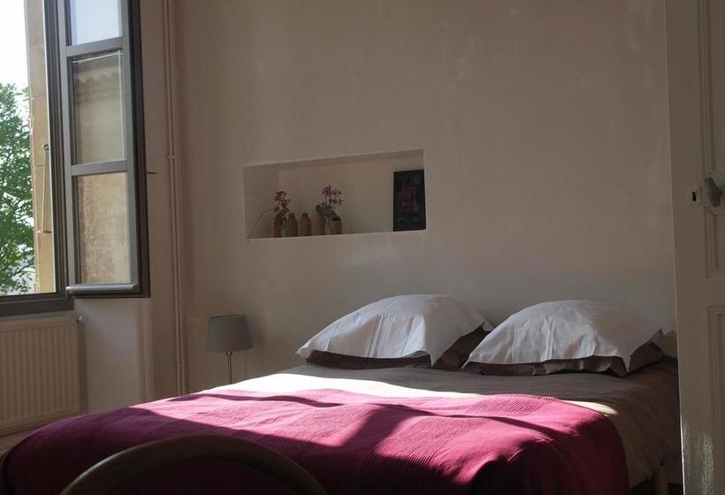 민박 La Grande Maison