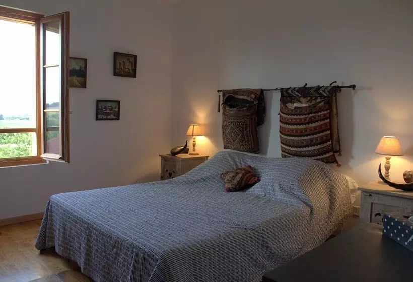 Aamiaismajoitus (B&B) Le Rêve De Baba