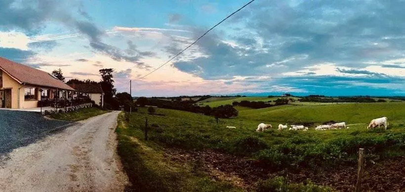 Aamiaismajoitus (B&B) Le Rêve De Baba