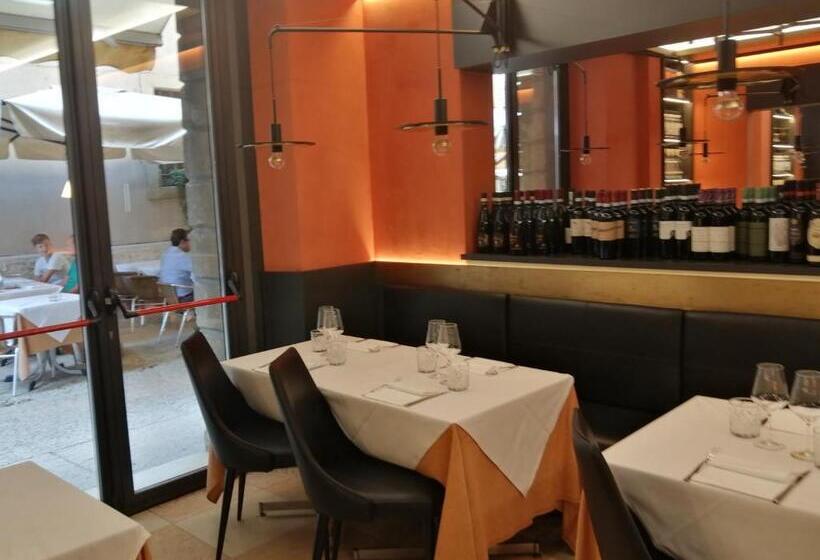 تختخواب و صبحانه Romeo Giulietta