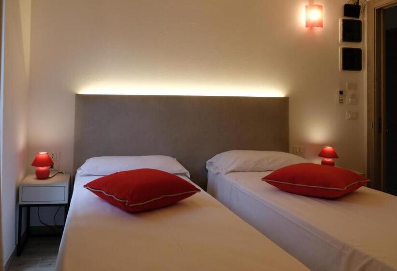 تختخواب و صبحانه Romeo Giulietta