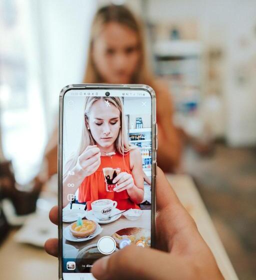 تختخواب و صبحانه Romeo Giulietta