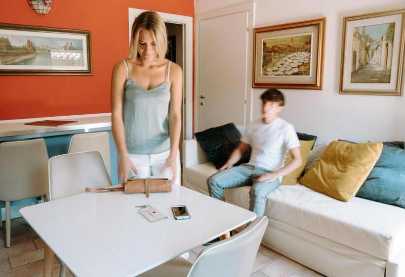 تختخواب و صبحانه Romeo Giulietta