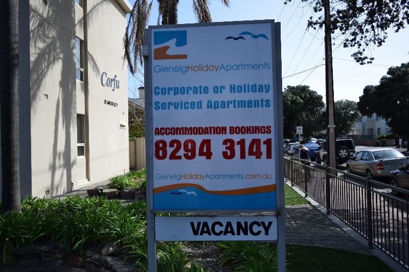 Glenelg Holiday Apartments - Corfu