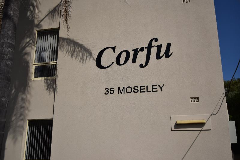 Glenelg Holiday Apartments - Corfu