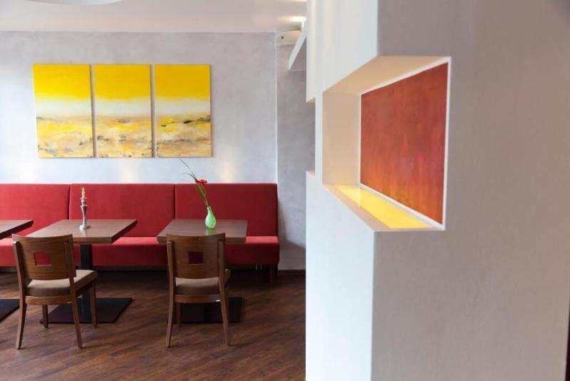 호텔 Am Markt Garni  Aegidienberg