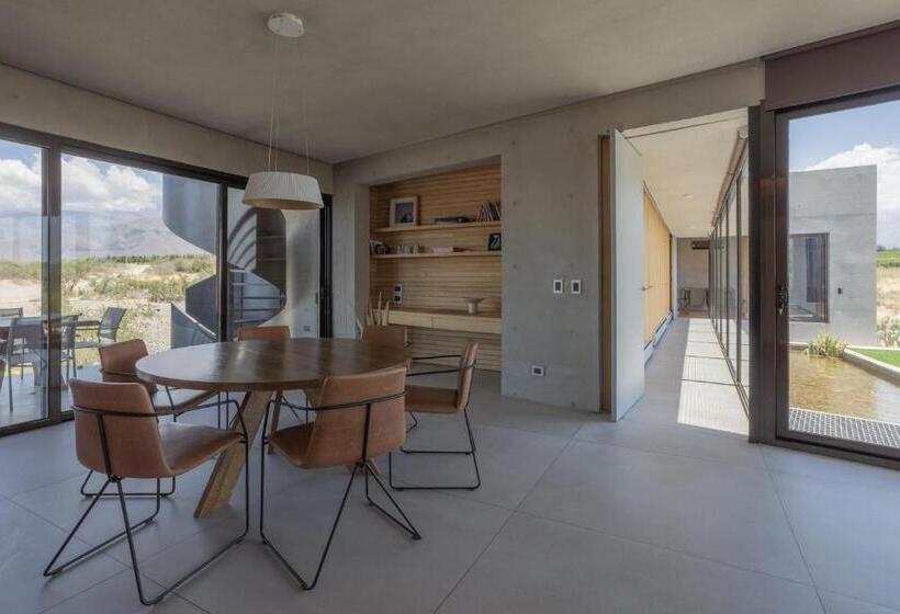 Hotel Casa De Uco Vineyards And Wine Resort