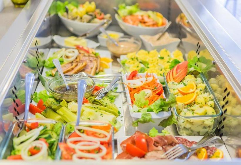 Отель De La Seine