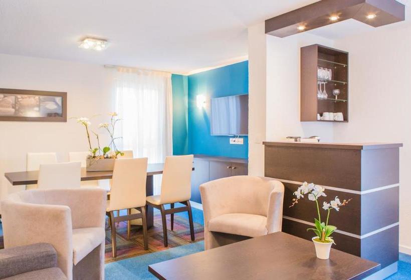 Отель De La Seine