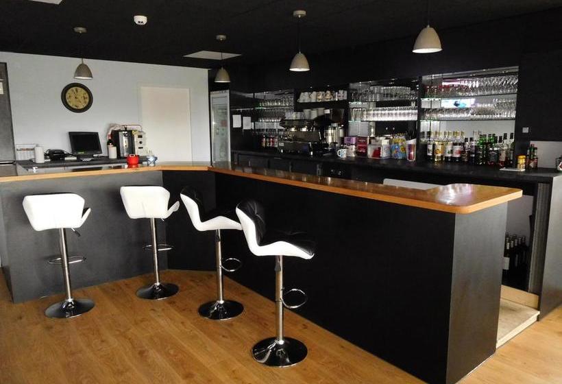 Отель De La Seine