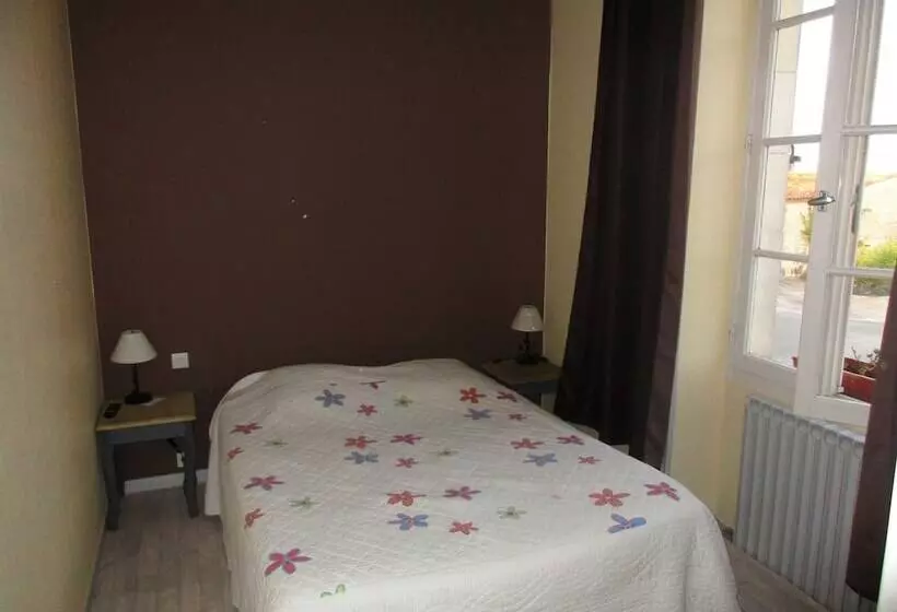 Hotelli Le Relais De Montils