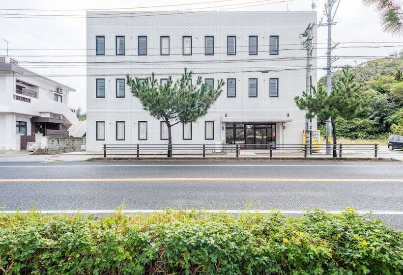 هتل Low Cost Resort Manza Beach