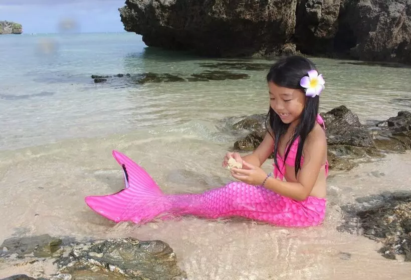 ホテル Low Cost Resort Manza Beach