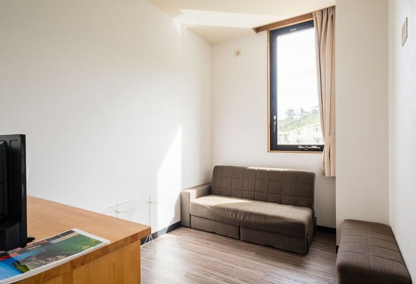 هتل Low Cost Resort Manza Beach