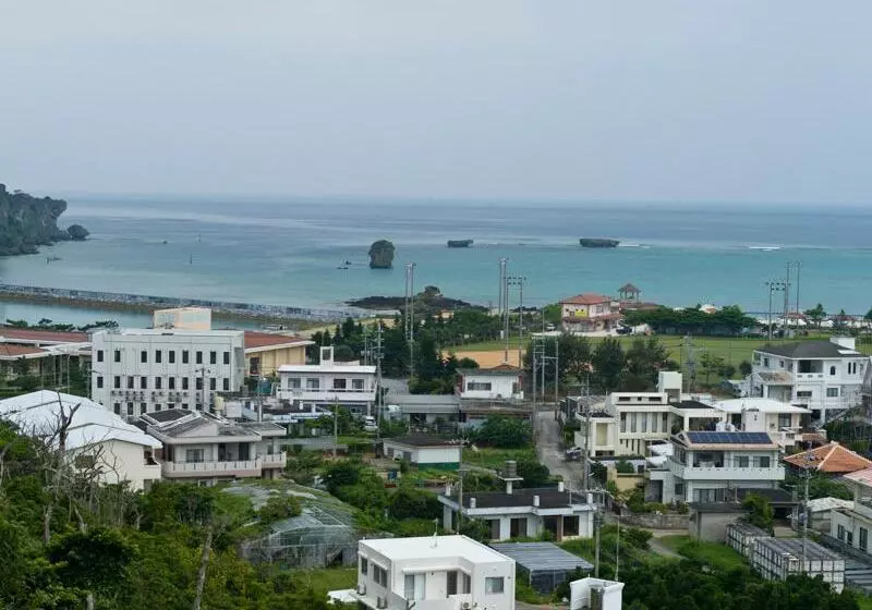 ホテル Low Cost Resort Manza Beach