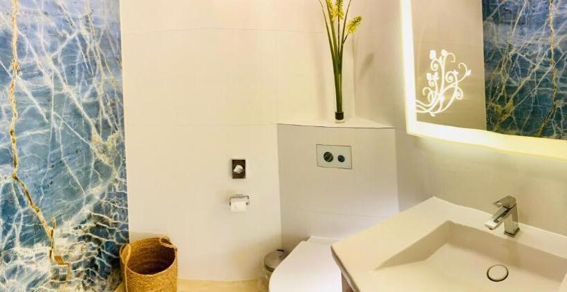 Hotelli Panorama Seeresort & Spa