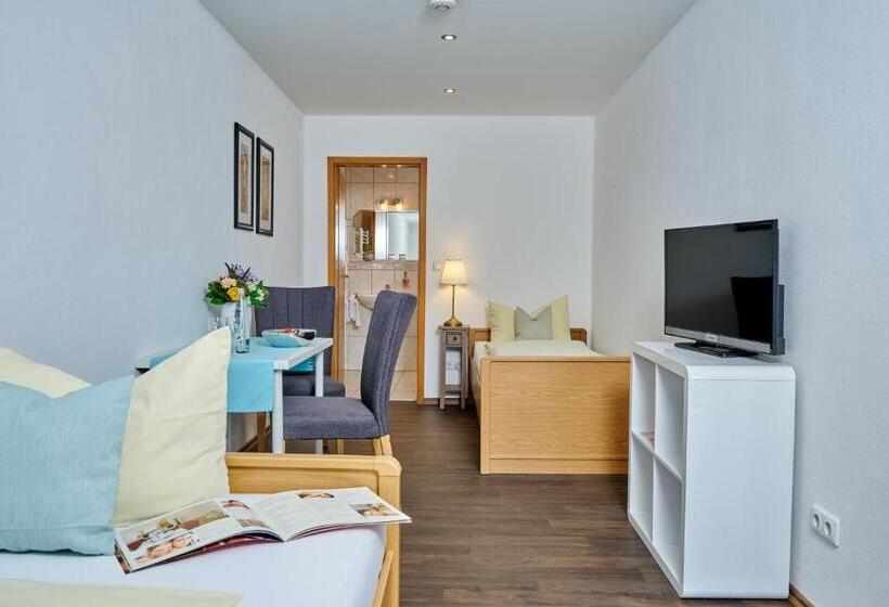 ホテル Restaurant Zum Goldenen Anker Mit Hallenbad & Wellnessbereich