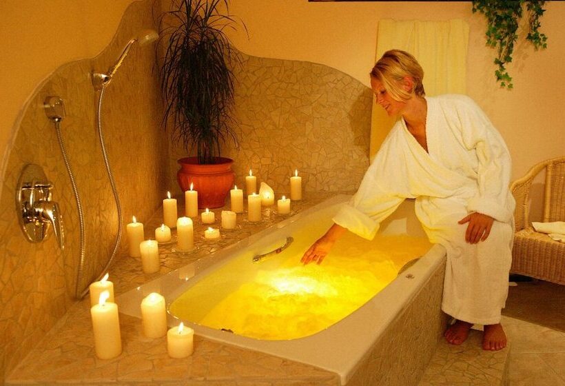 ホテル Restaurant Zum Goldenen Anker Mit Hallenbad & Wellnessbereich