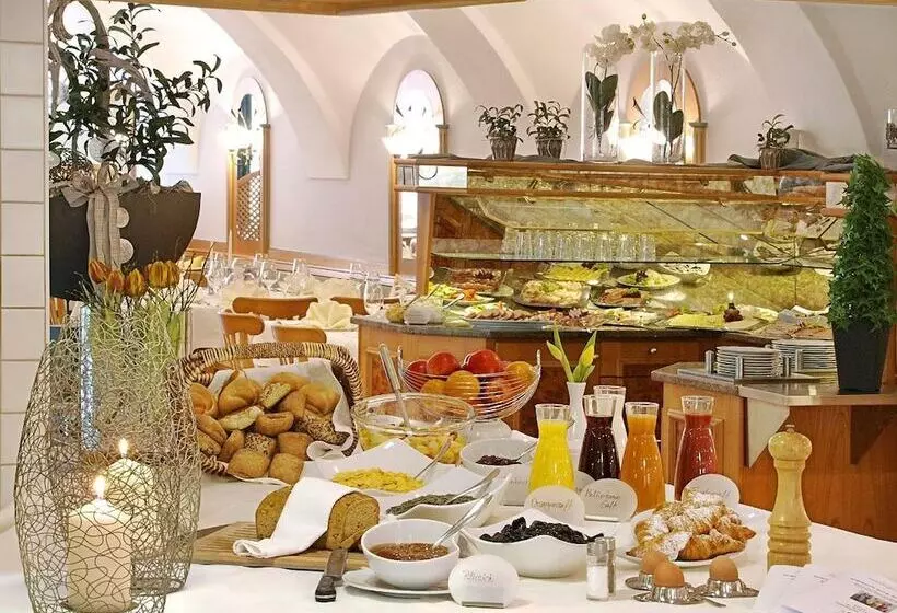 ホテル Restaurant Zum Goldenen Anker Mit Hallenbad & Wellnessbereich