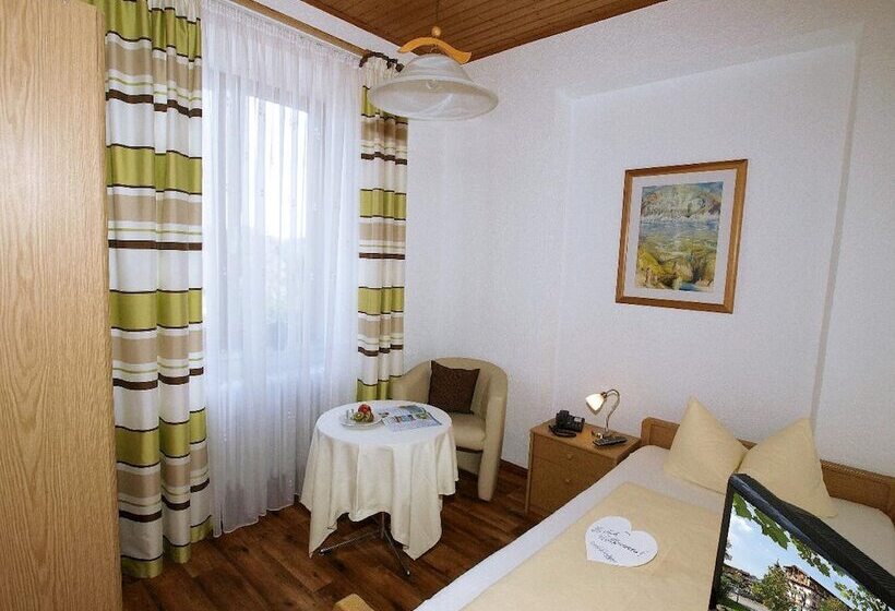 ホテル Restaurant Zum Goldenen Anker Mit Hallenbad & Wellnessbereich