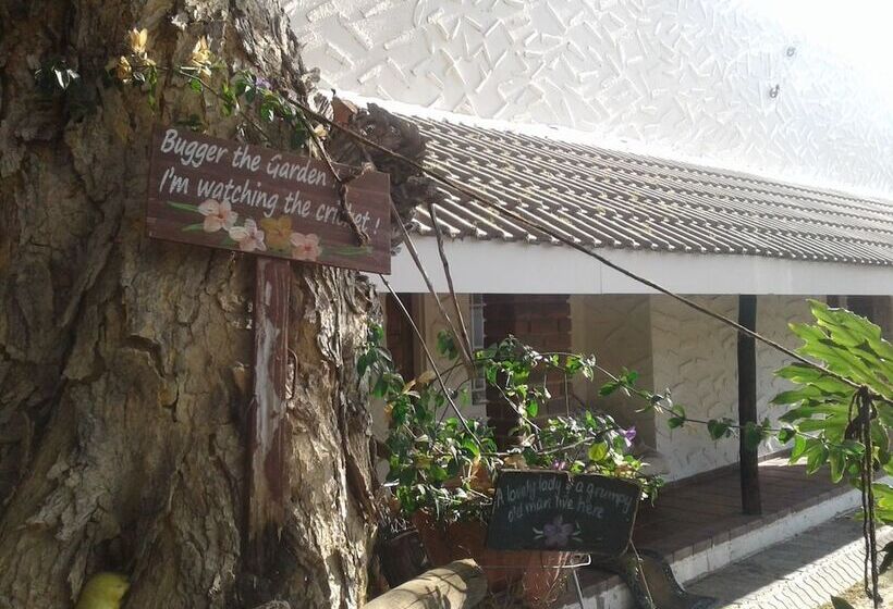 هتل Road View Lodge