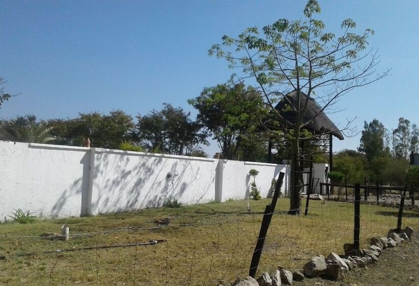 هتل Road View Lodge