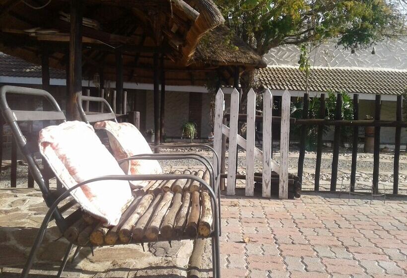 هتل Road View Lodge