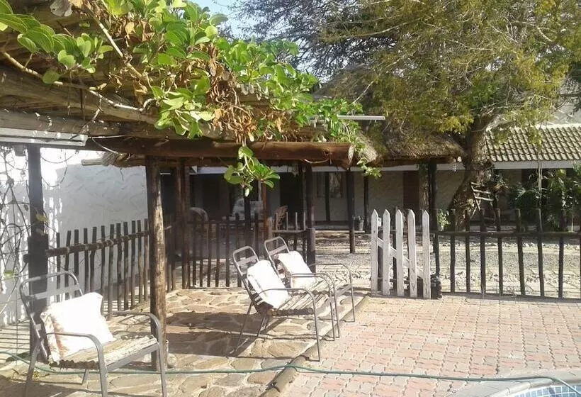 هتل Road View Lodge