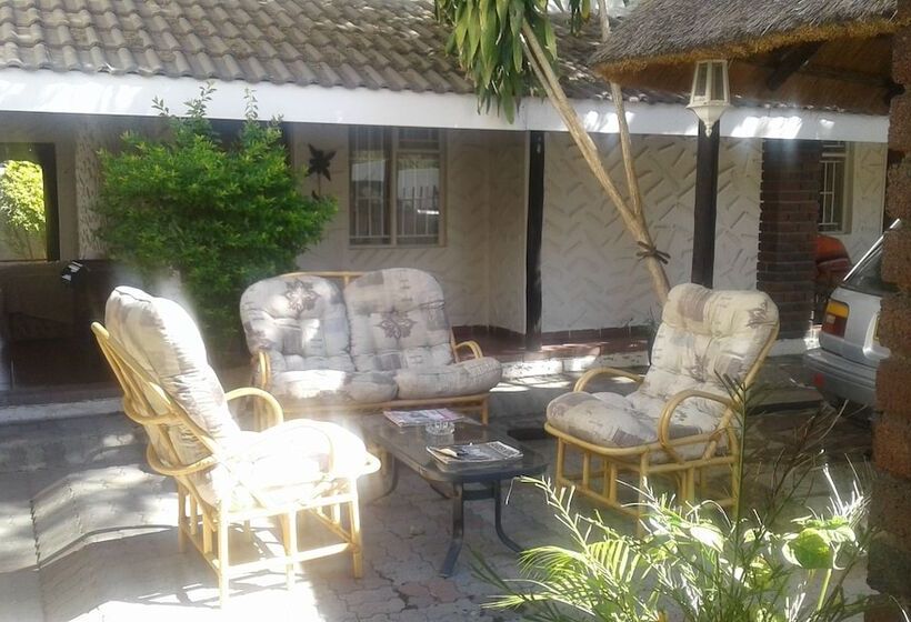 هتل Road View Lodge