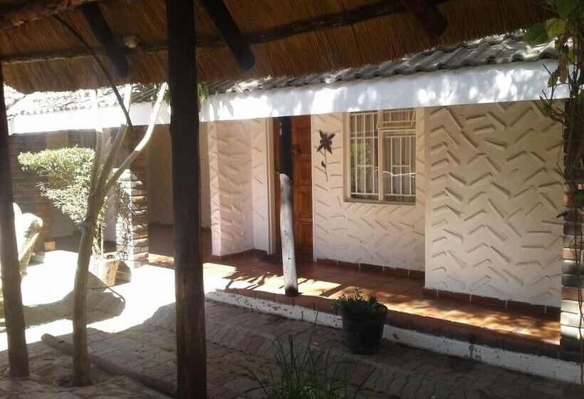 هتل Road View Lodge