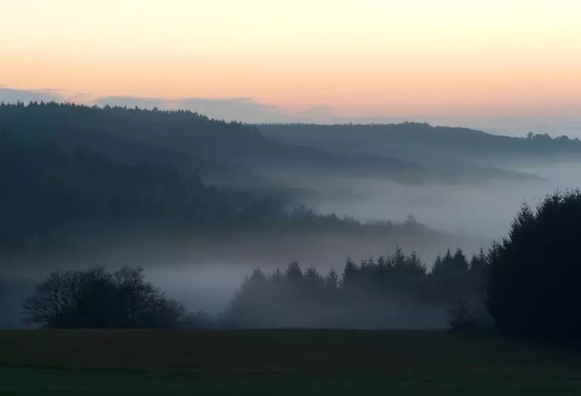 ホテル Weingut Hees   Landgasthof Zum Jäger Aus Kurpfalz
