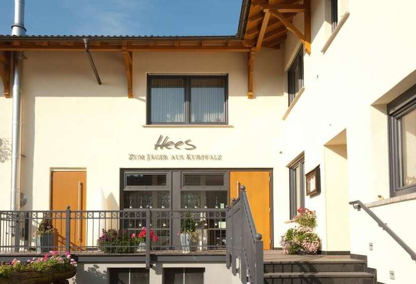 ホテル Weingut Hees   Landgasthof Zum Jäger Aus Kurpfalz