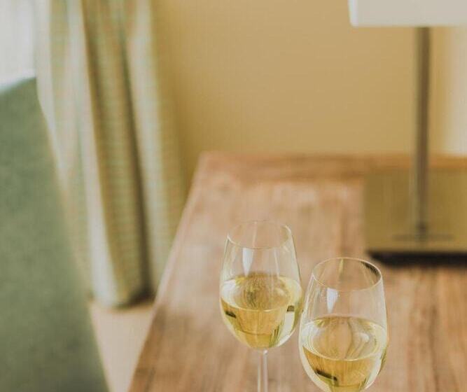 ホテル Weingut Hees   Landgasthof Zum Jäger Aus Kurpfalz