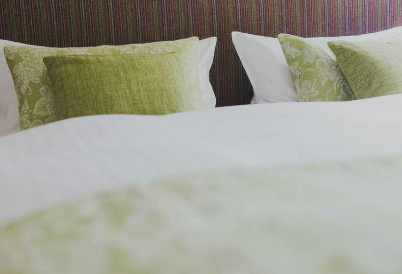 ホテル Weingut Hees   Landgasthof Zum Jäger Aus Kurpfalz