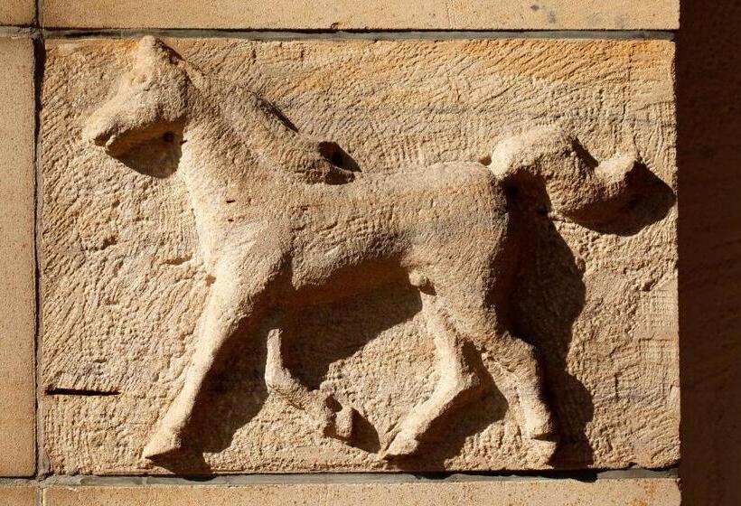 בית מלון כפרי Weinkastell Zum Weissen Ross