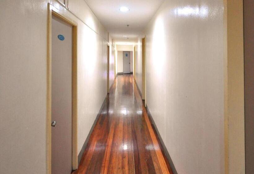 Marbella Leisure Hostel