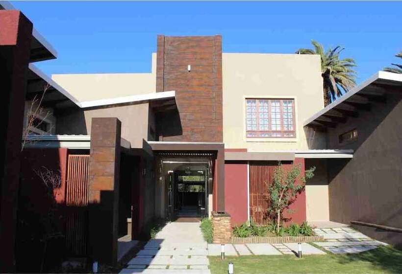 פנסיון The Gallery