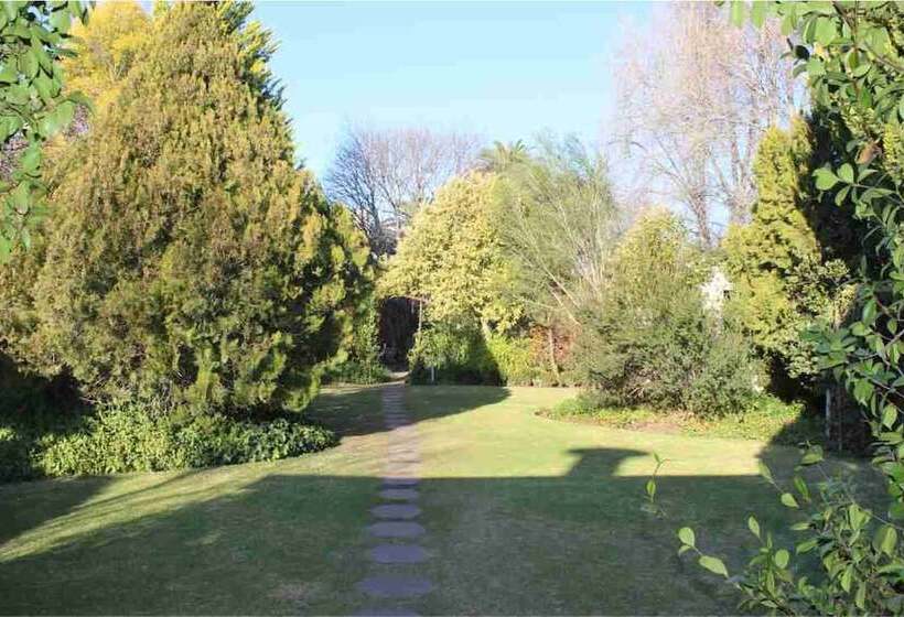 פנסיון The Gallery