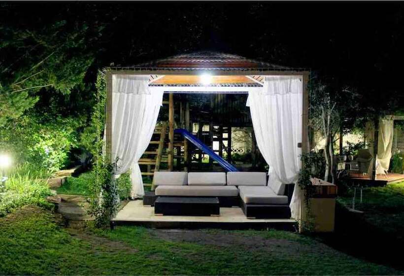 פנסיון The Gallery