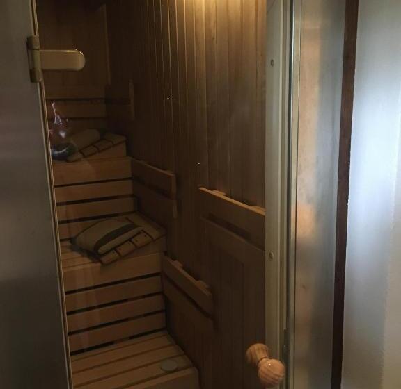 Wohnraum Hotel & Gästehaus