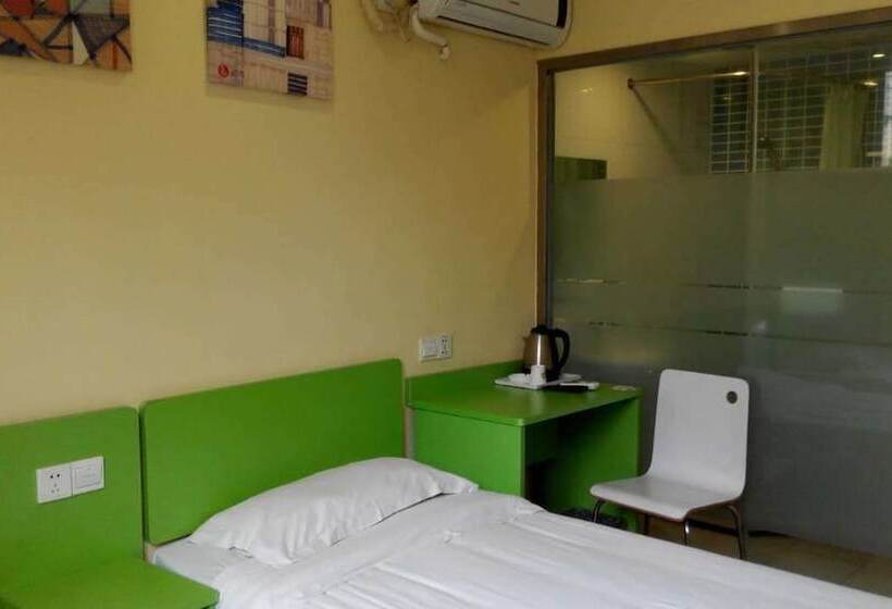 Yimi Hotel Changshou Metro Branch