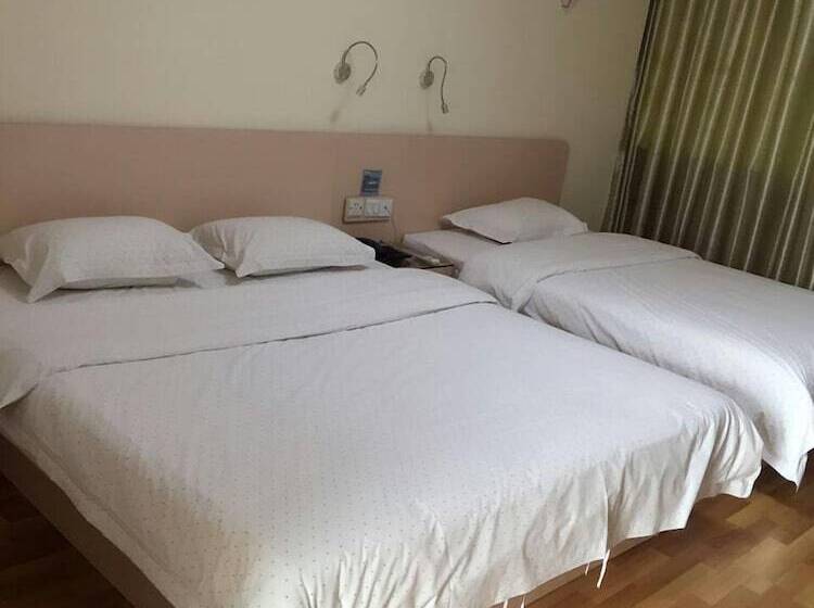 Yimi Hotel Shiqiao Metro Branch