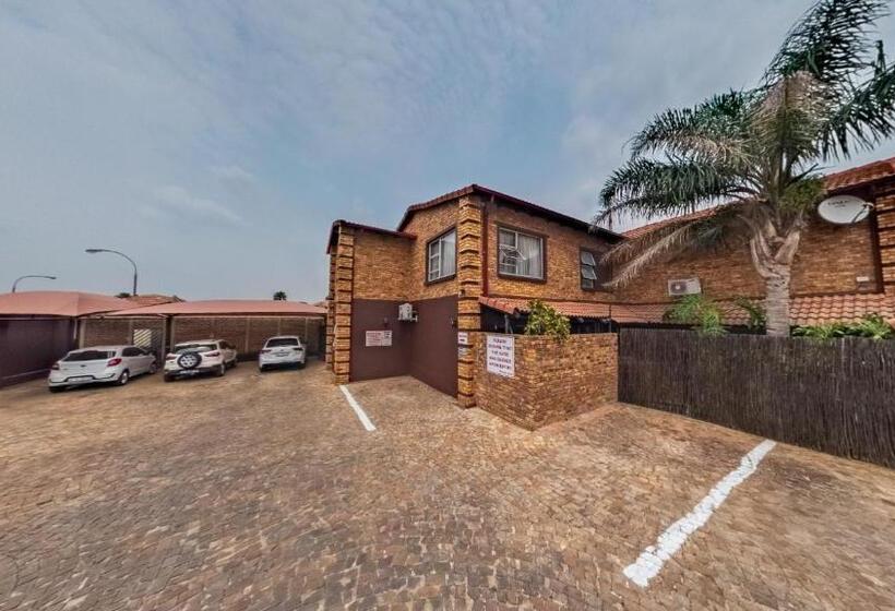 Akweja Bed And Breakfast Accommodation