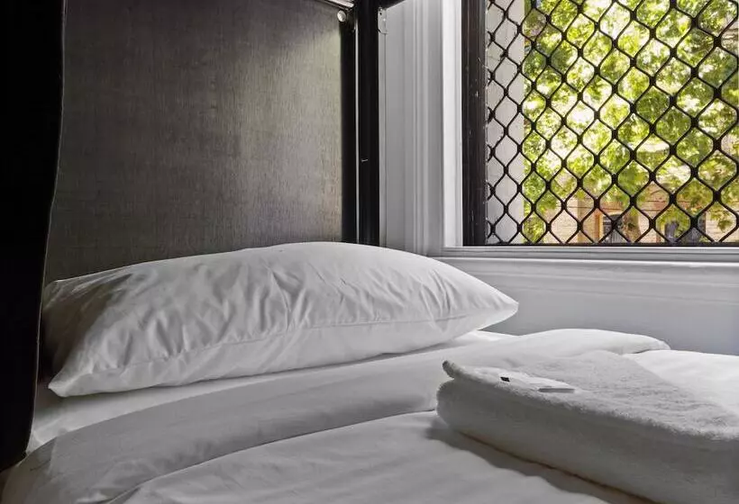 هاستل Azzurro Pod Hotel Darling Harbour