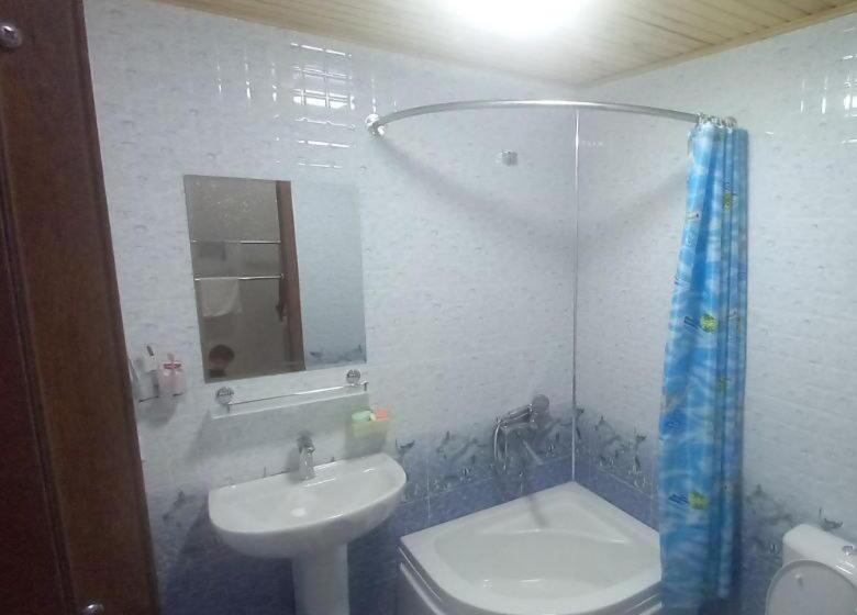 فندق صغير Uhum Guesthouse Nuratau Mountain