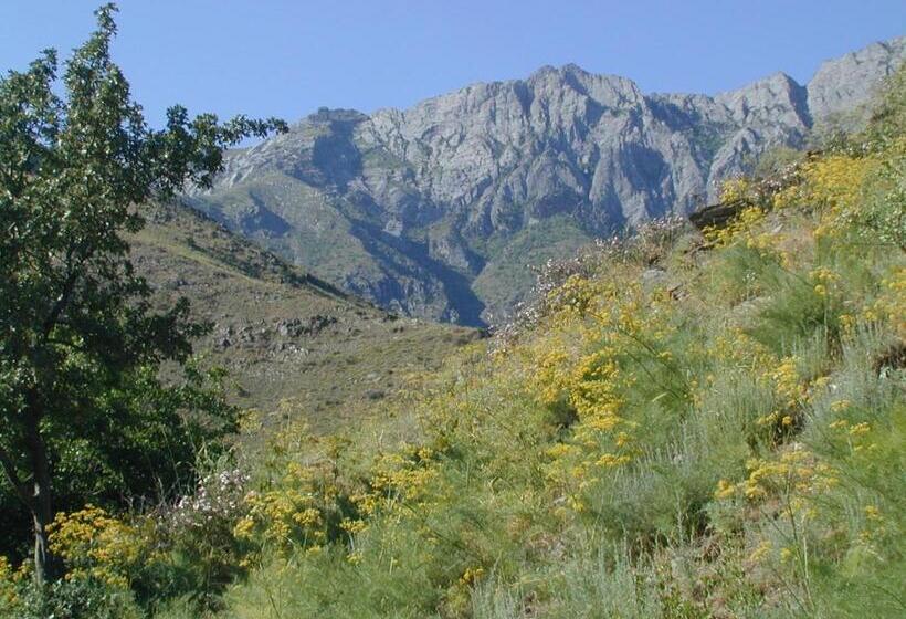 فندق صغير Uhum Guesthouse Nuratau Mountain