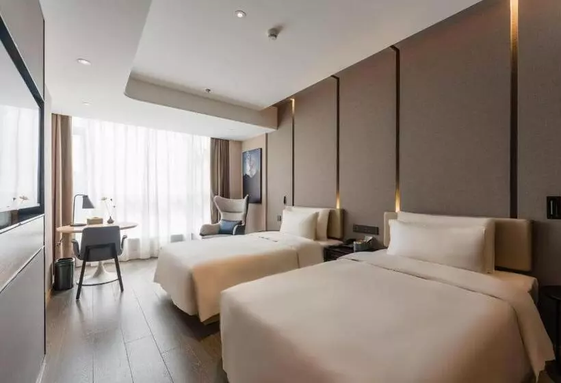 Atour Hotel Nanchang Red Valley Beach Qiushui Plaza