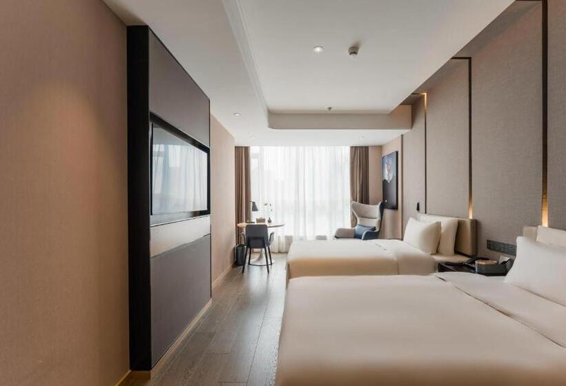 Atour Hotel Nanchang Red Valley Beach Qiushui Plaza